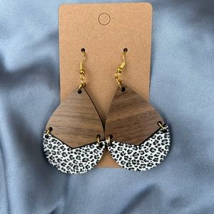 Leopard print earrings with gold hooks